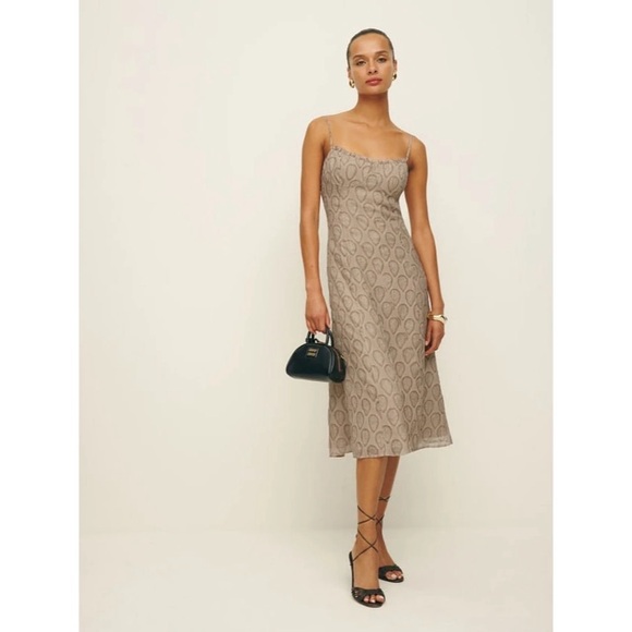 Reformation Dresses & Skirts - Reformation Tessie Dress in Sand 6